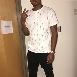 Meet your Posher, Laron